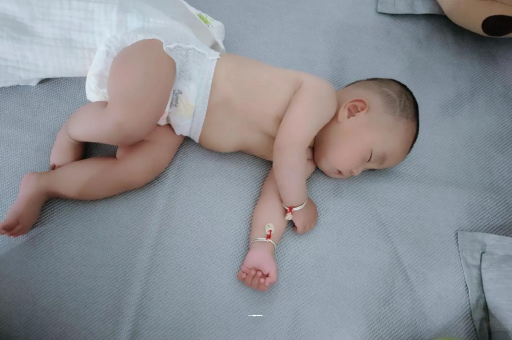 克孜勒苏宝宝积食发烧怎么处理